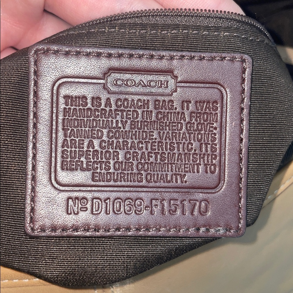 Coach ‘Legacy’ Flap Duffle Hobo - Picture 16 of 17